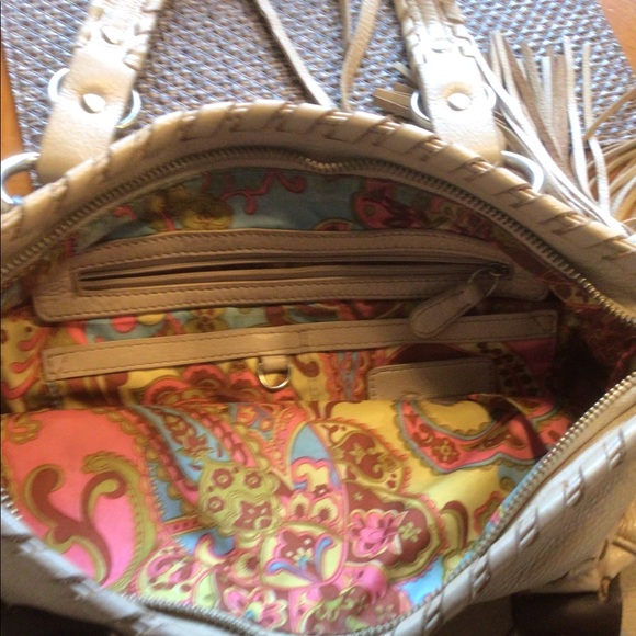 B. Makowsky Handbag - Picture 3 of 7